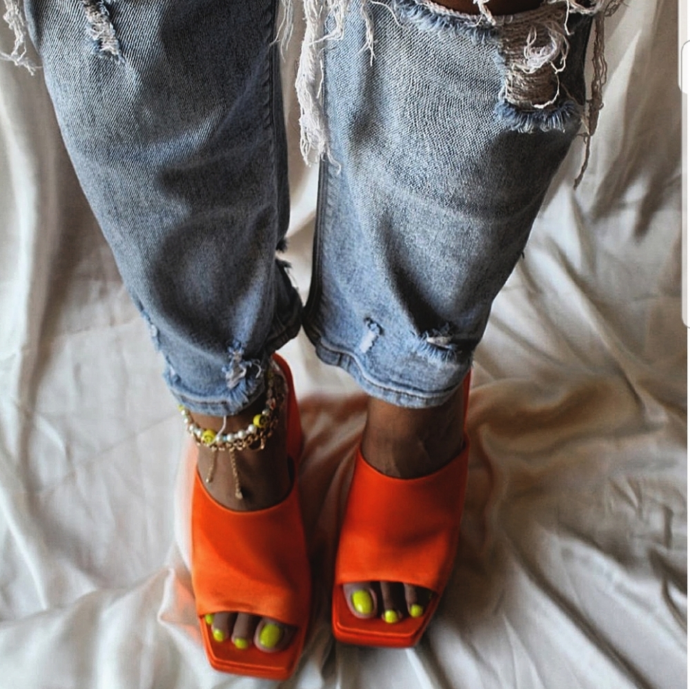 🆕️The Lexie// Orange unique Mule Platform - Picture 10 of 10